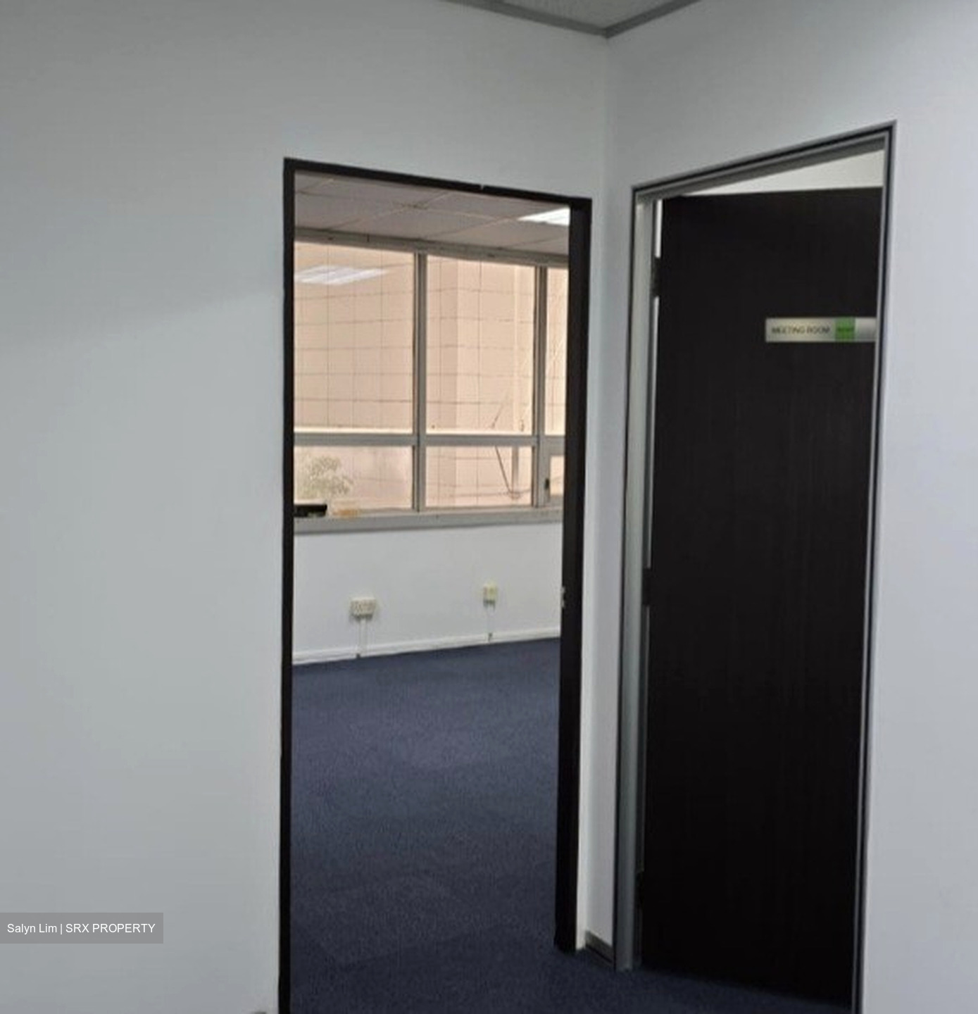North Bridge Centre (D7), Office #626457081
